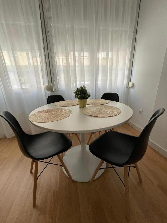 Holidays2Malaga 2 Bedroom Armengual De La Mota Close Shopping Center Eksteriør billede