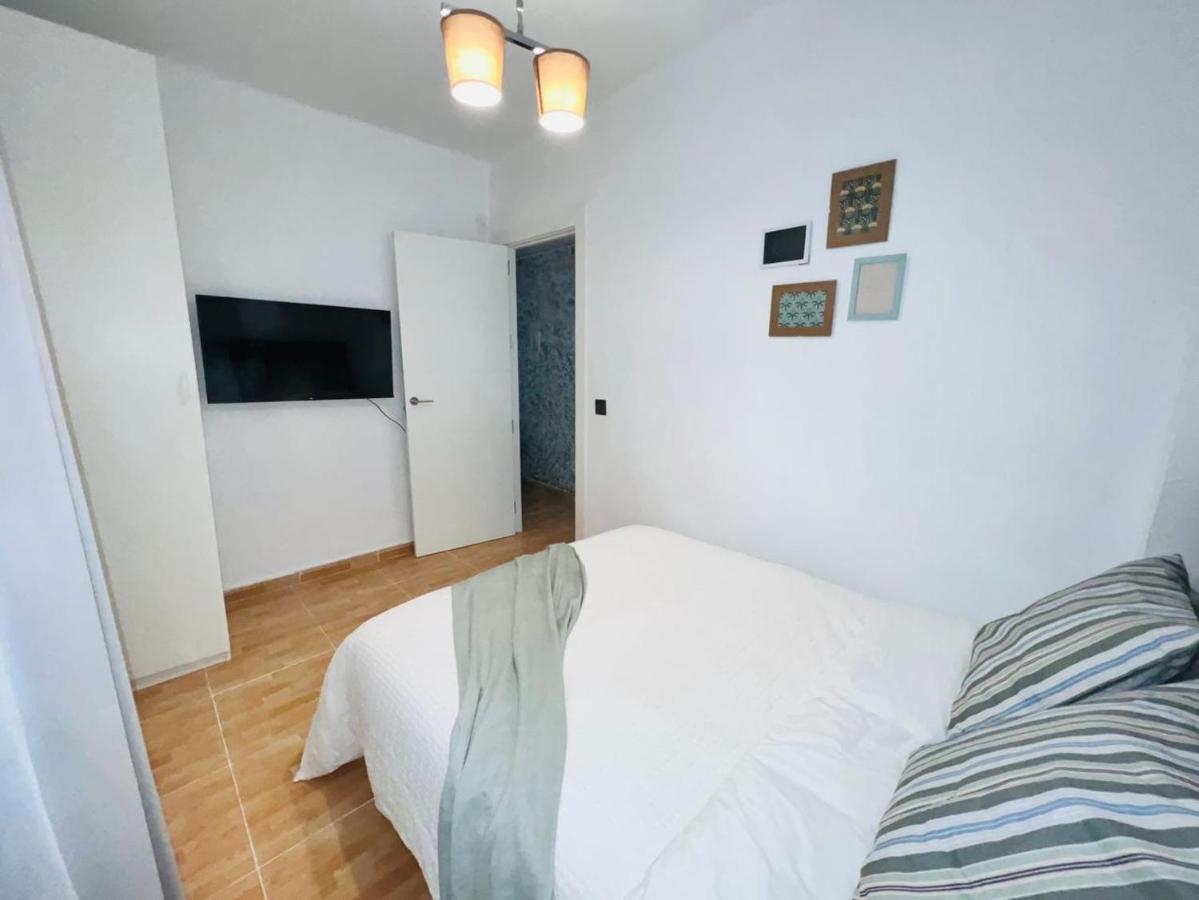 Holidays2Malaga 2 Bedroom Armengual De La Mota Close Shopping Center Eksteriør billede