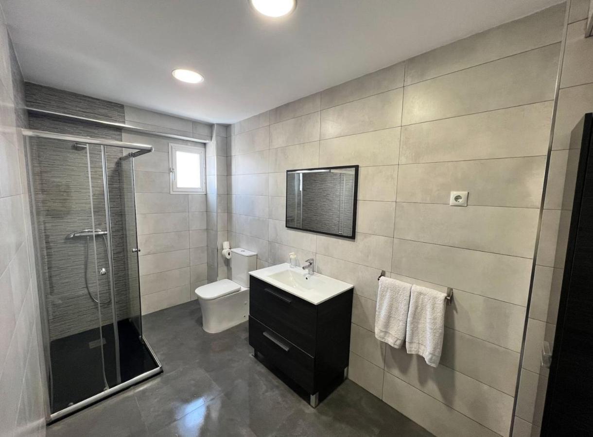 Holidays2Malaga 2 Bedroom Armengual De La Mota Close Shopping Center Eksteriør billede