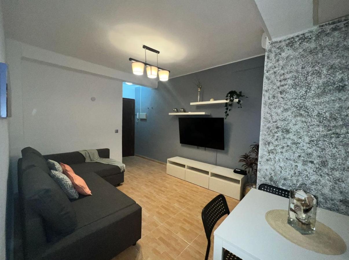 Holidays2Malaga 2 Bedroom Armengual De La Mota Close Shopping Center Eksteriør billede