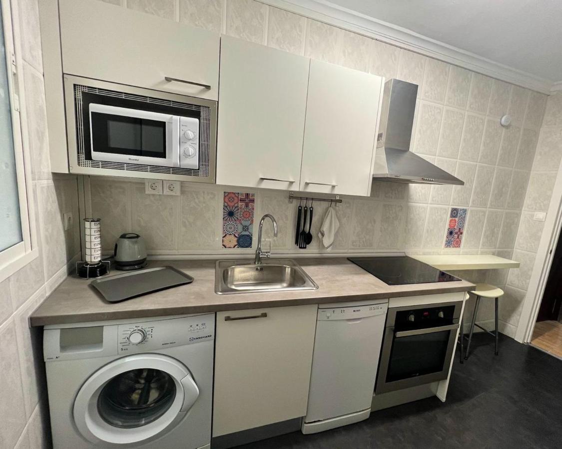 Holidays2Malaga 2 Bedroom Armengual De La Mota Close Shopping Center Eksteriør billede