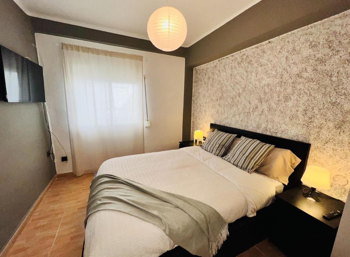 Holidays2Malaga 2 Bedroom Armengual De La Mota Close Shopping Center Eksteriør billede