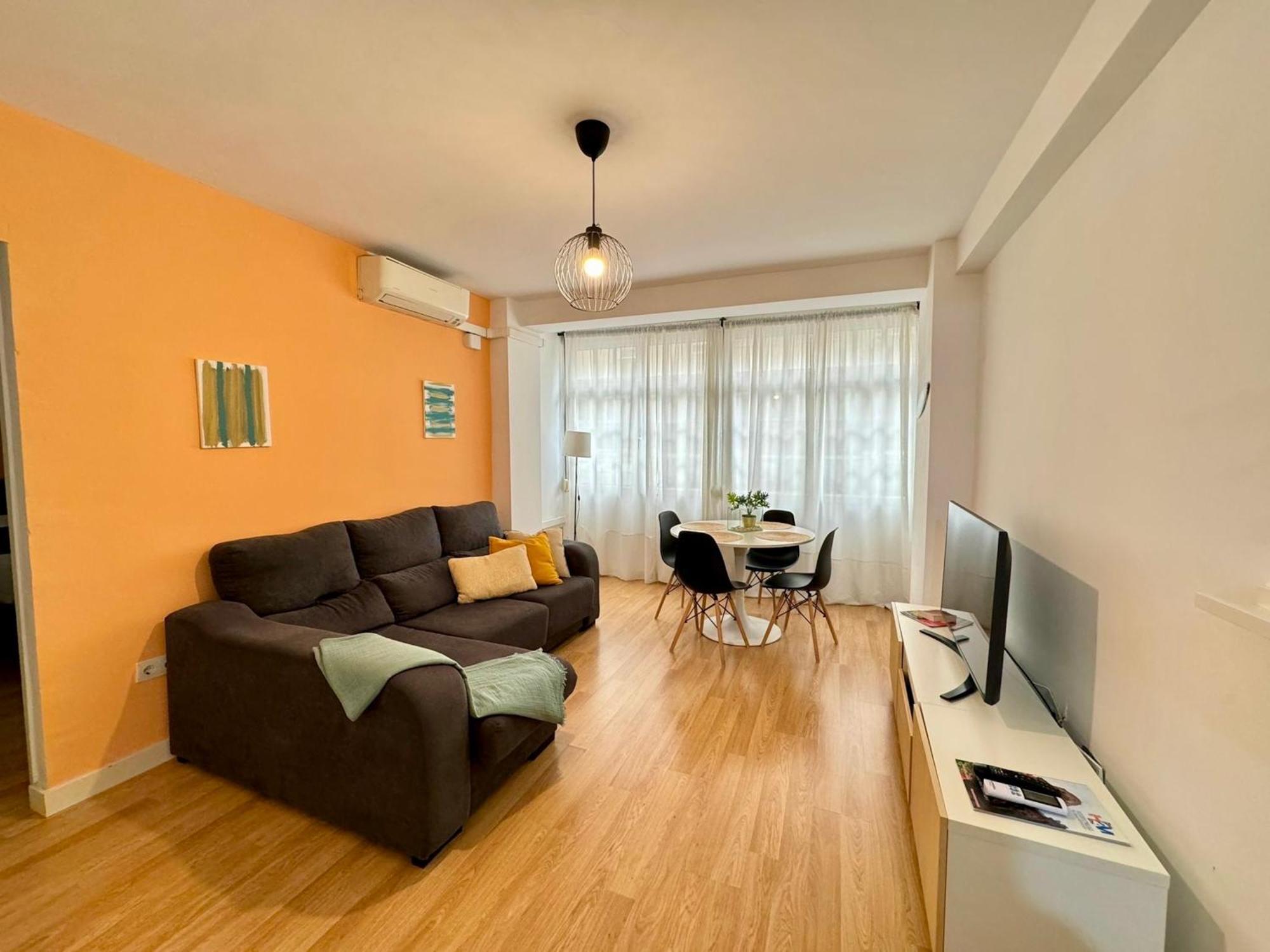Holidays2Malaga 2 Bedroom Armengual De La Mota Close Shopping Center Eksteriør billede